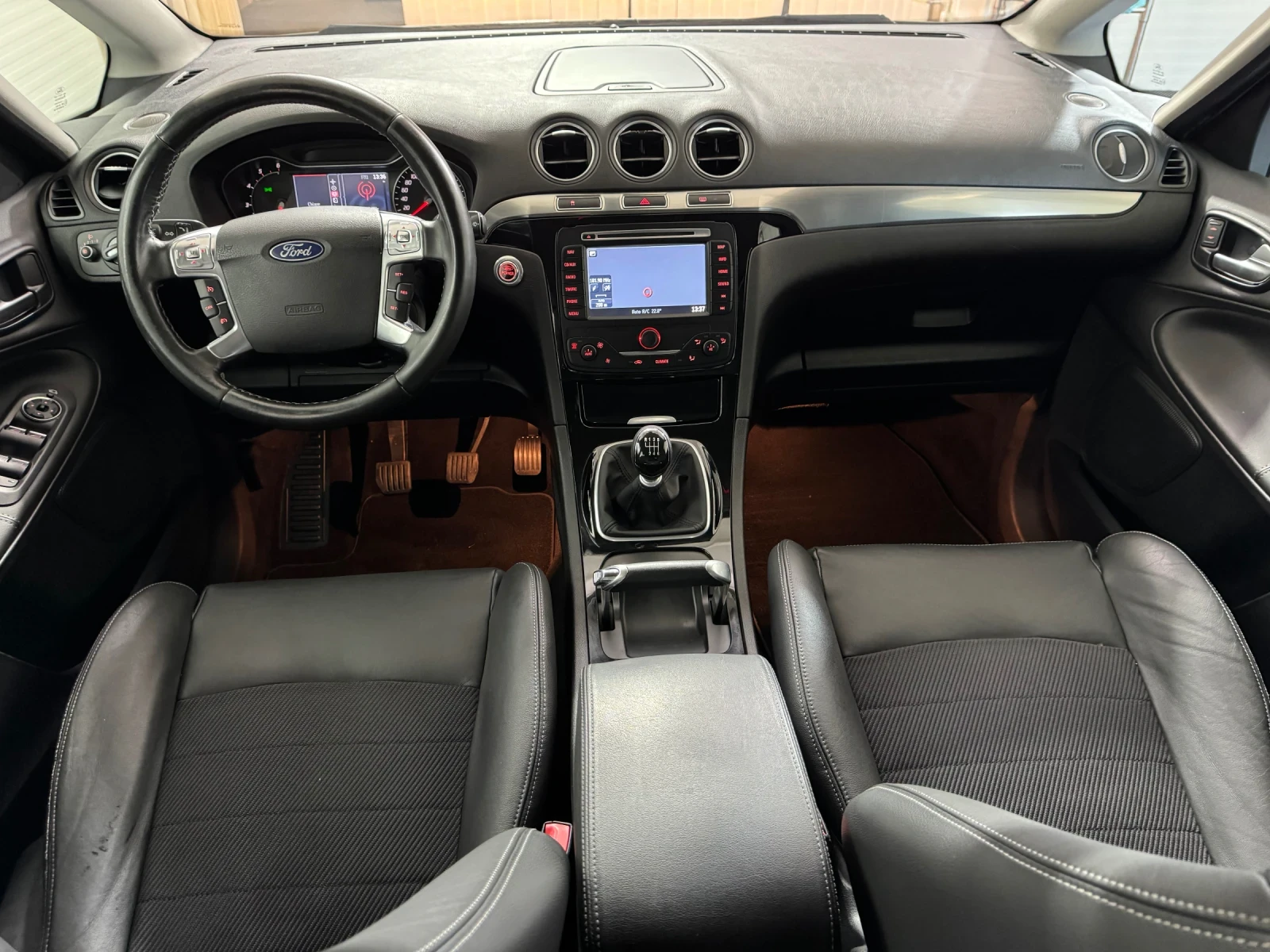 Ford S-Max 2.0 TDCI 163 �.�. | TITANIUM | 7 ������ | Mobile.bg � ����������� 9