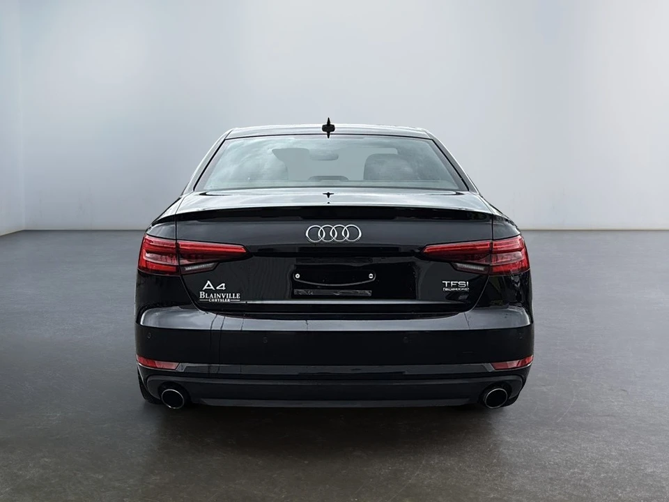 Audi A4 PREMIUM, снимка 4 - Автомобили и джипове - 55264877