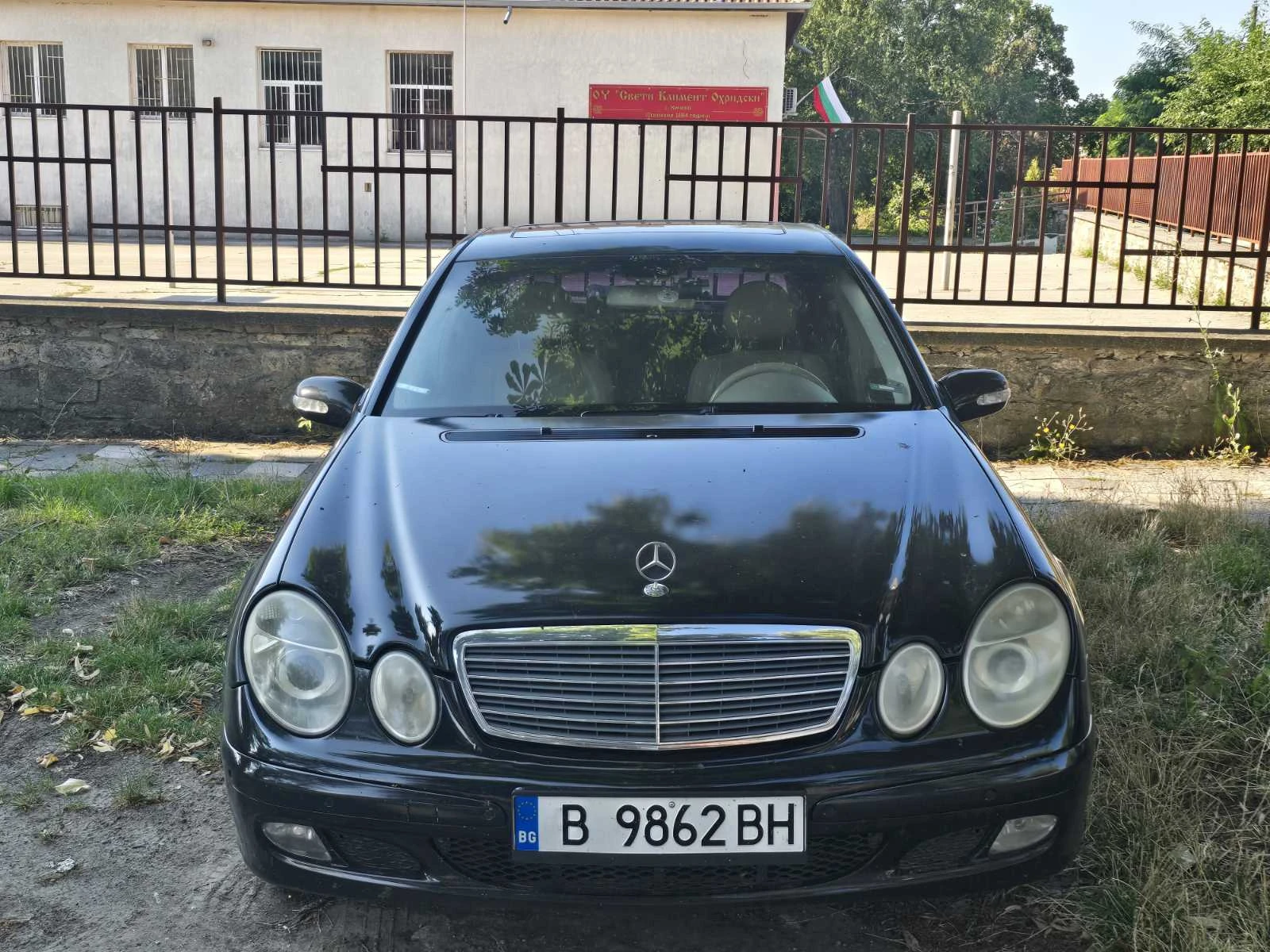 Mercedes-Benz E 200