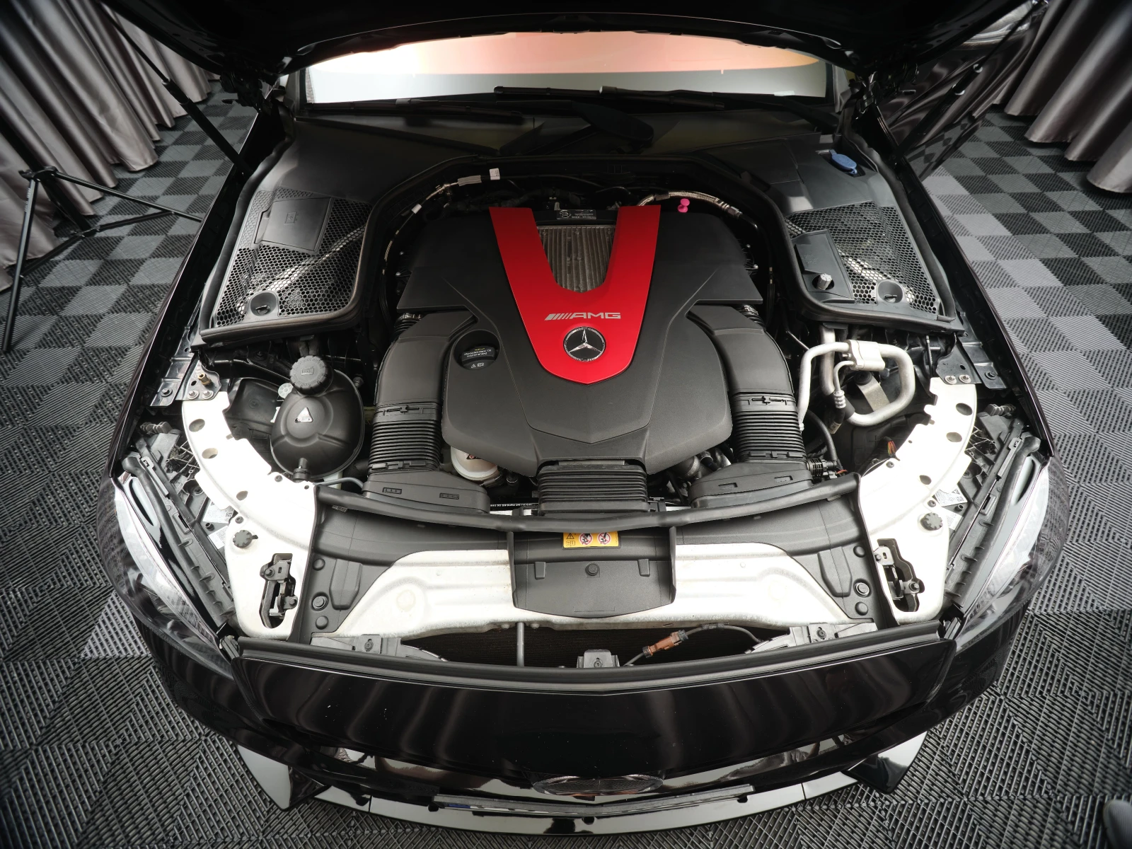 Mercedes-Benz C 43 AMG 4Matic/BURMESTER/MULTIBEAM/360 FULL, снимка 14 - Автомобили и джипове - 55545894