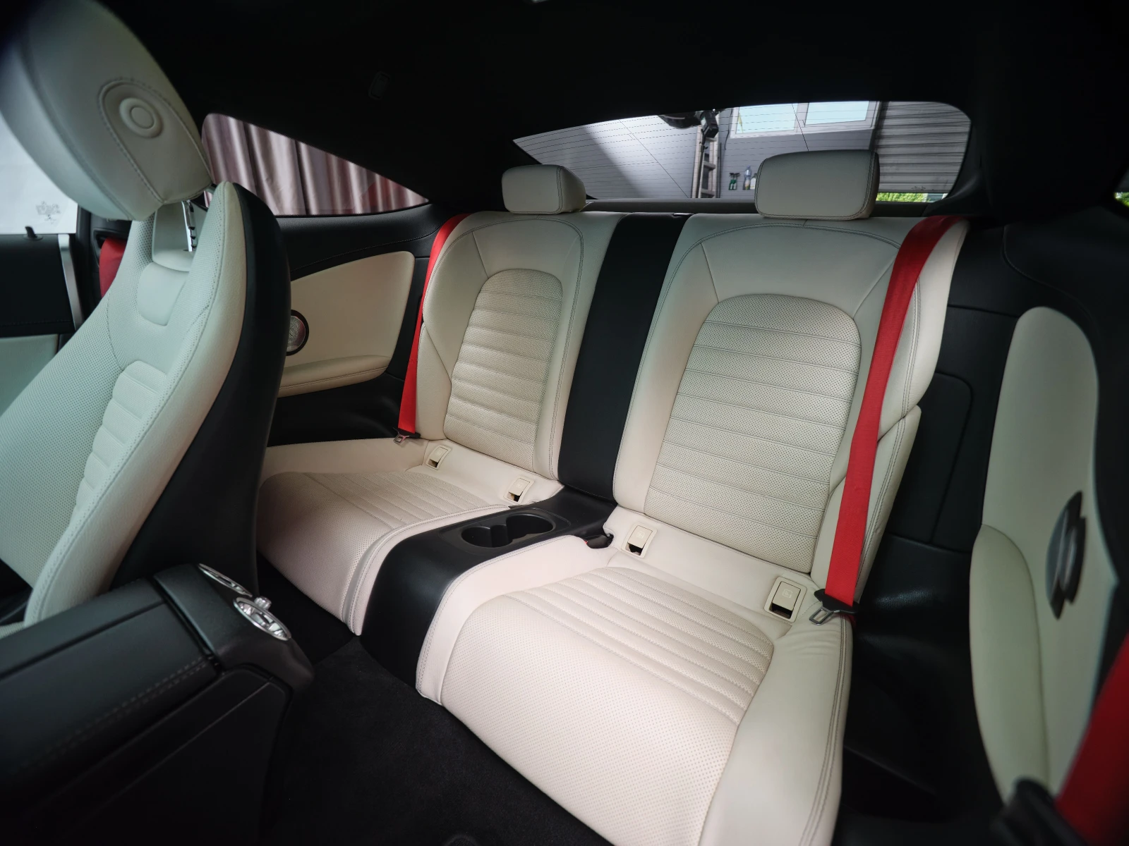 Mercedes-Benz C 43 AMG 4Matic/BURMESTER/MULTIBEAM/360 FULL, снимка 12 - Автомобили и джипове - 55545894