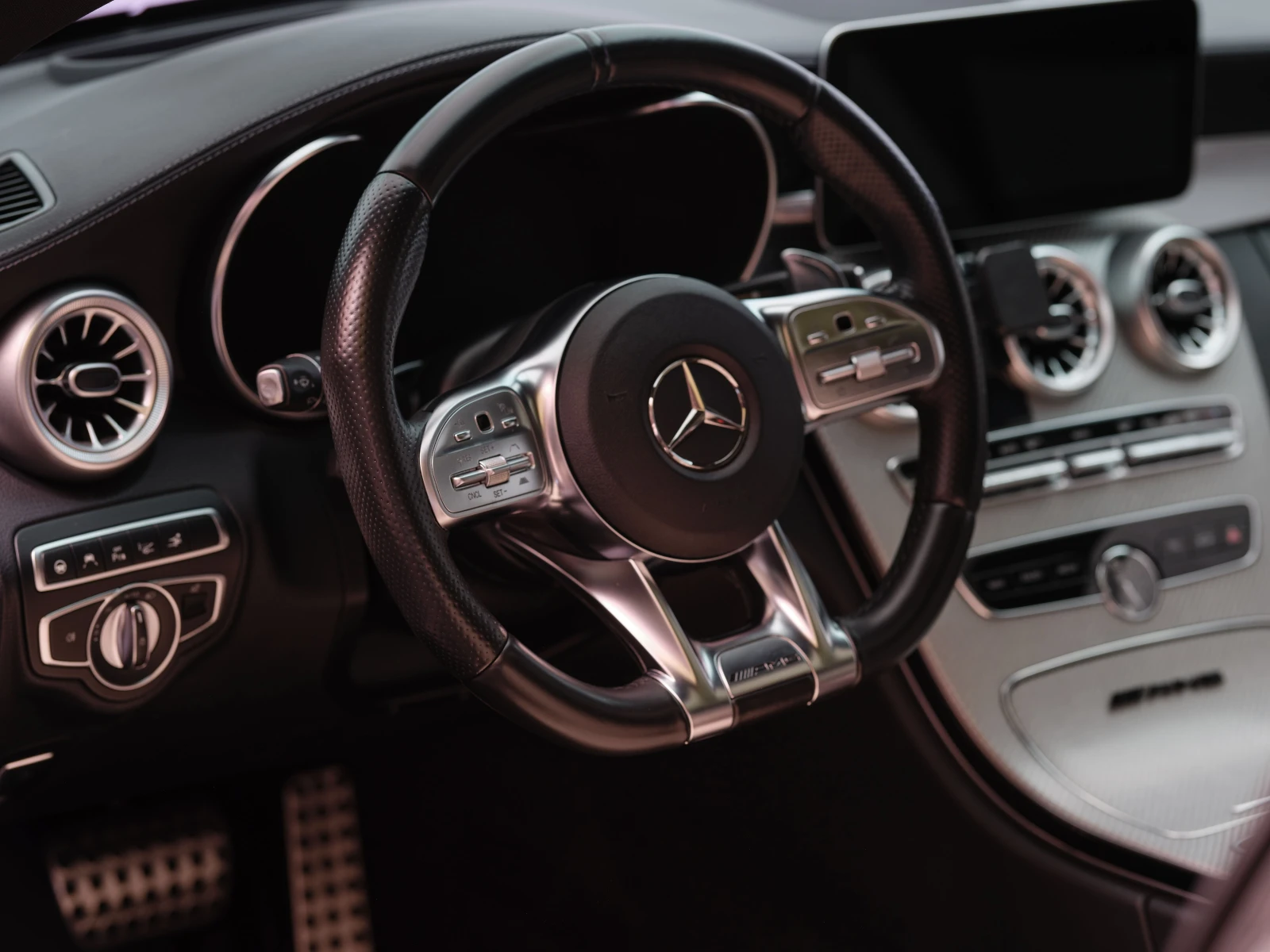Mercedes-Benz C 43 AMG 4Matic/BURMESTER/MULTIBEAM/360 FULL, снимка 9 - Автомобили и джипове - 55545894