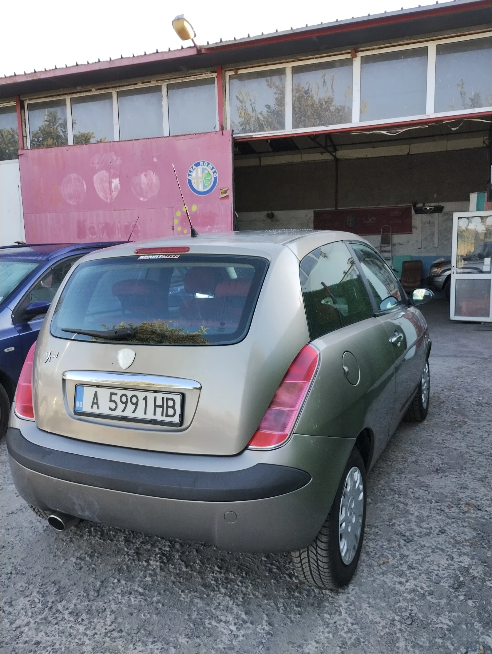 Lancia Ypsilon 1.2 , снимка 2 - Автомобили и джипове - 55759890