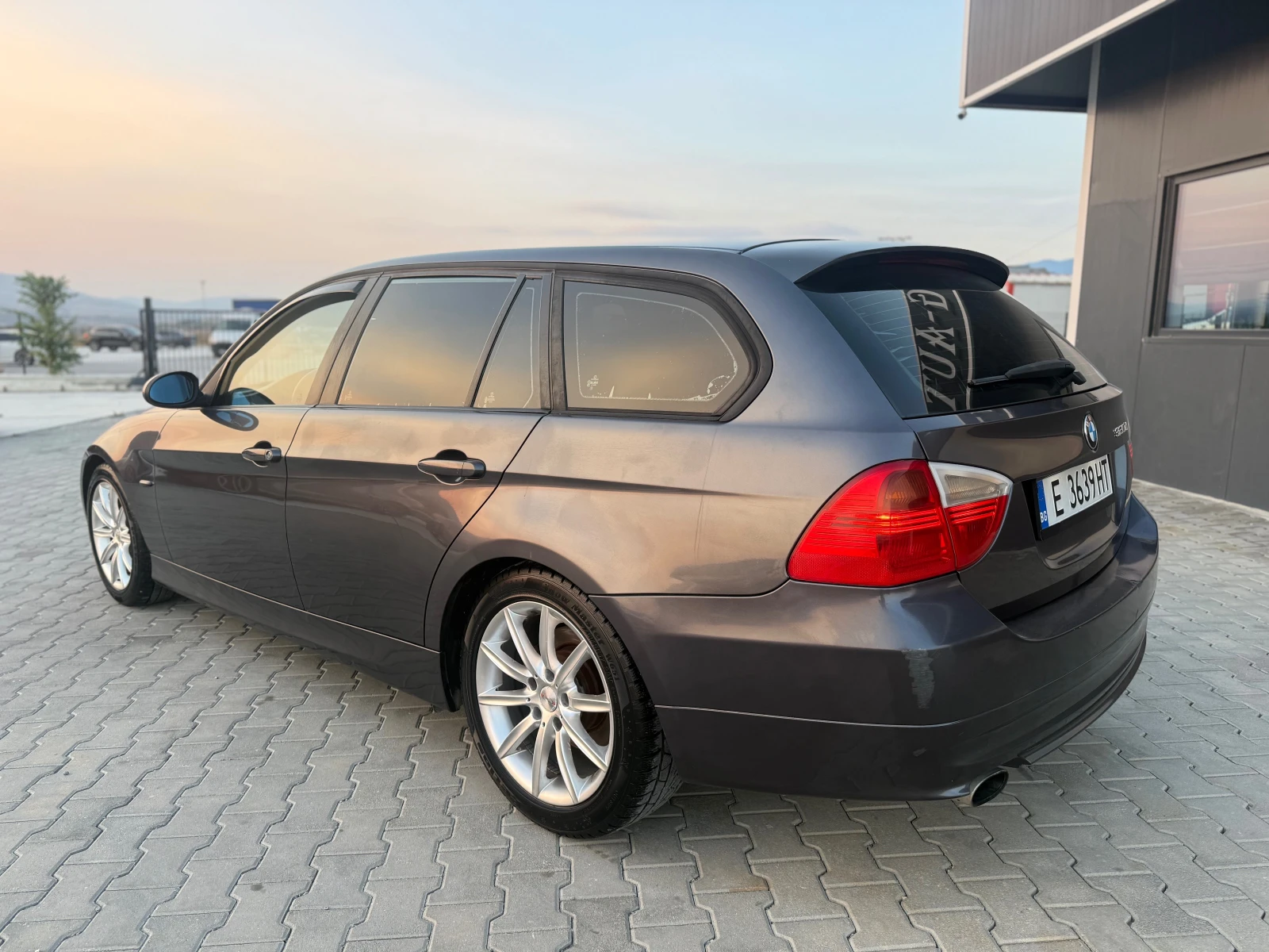 BMW 320 2.0d Собствен лизинг !!!, снимка 7 - Автомобили и джипове - 55981757