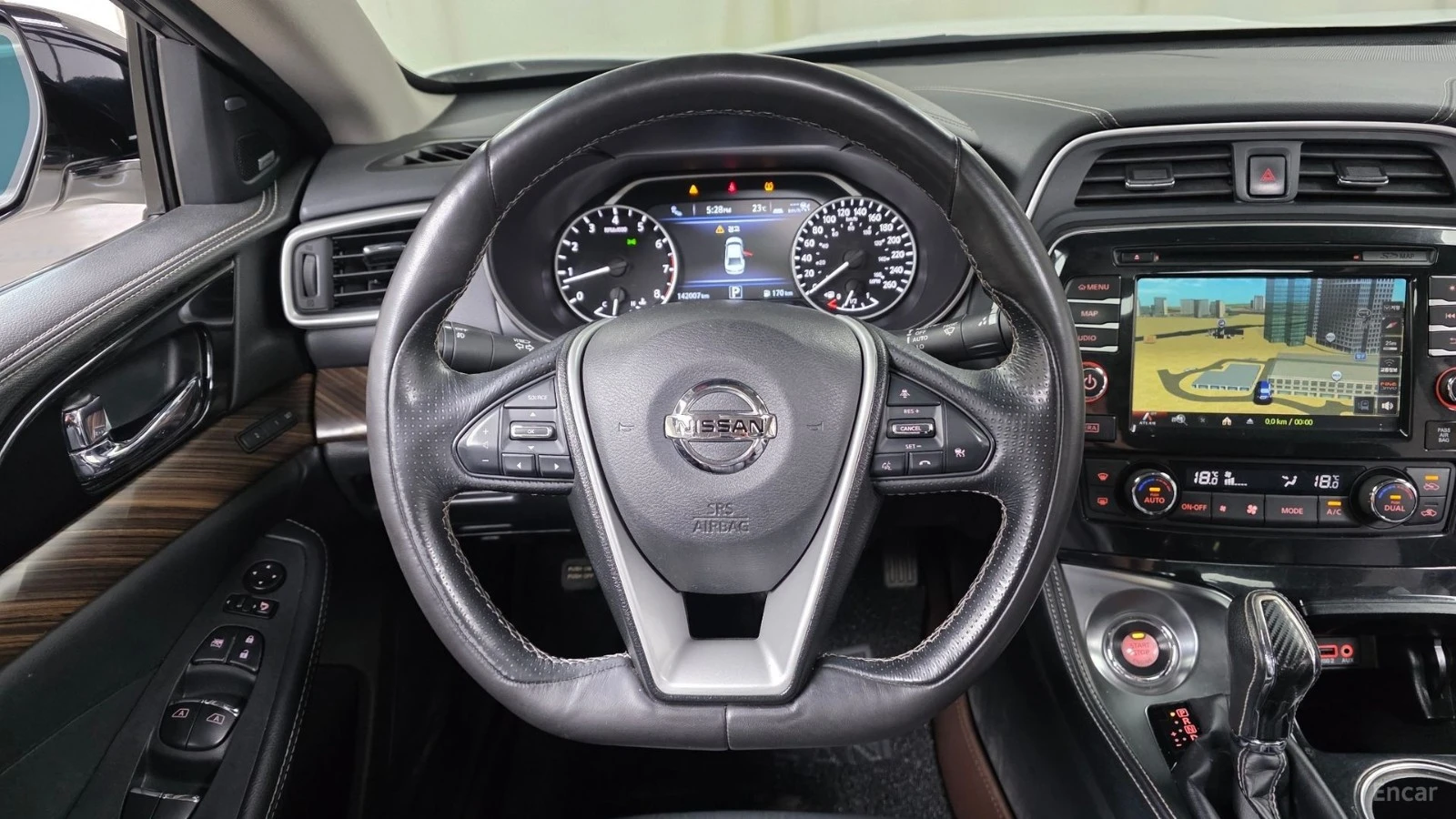 Nissan Maxima Platinum, снимка 13 - Автомобили и джипове - 56127899