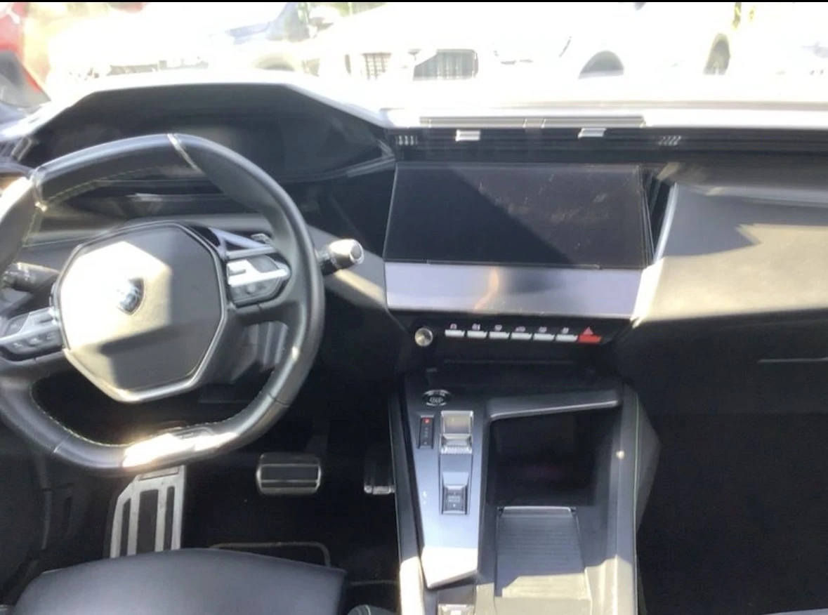Peugeot 308 GT-Line Plug-in Hybrit , снимка 11 - Автомобили и джипове - 56339189
