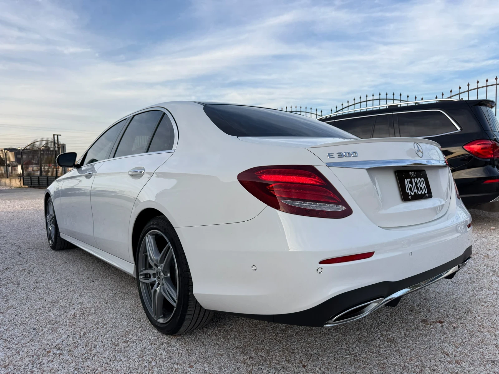 Mercedes-Benz E 300, снимка 6 - Автомобили и джипове - 56584070