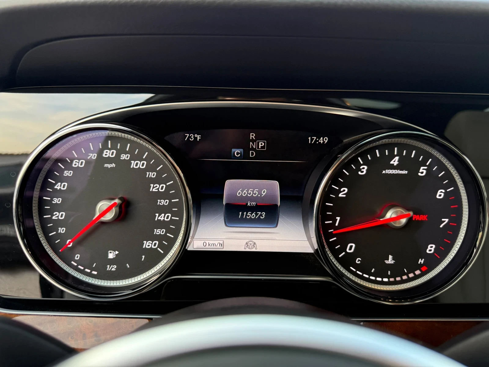 Mercedes-Benz E 300, снимка 8 - Автомобили и джипове - 56584070