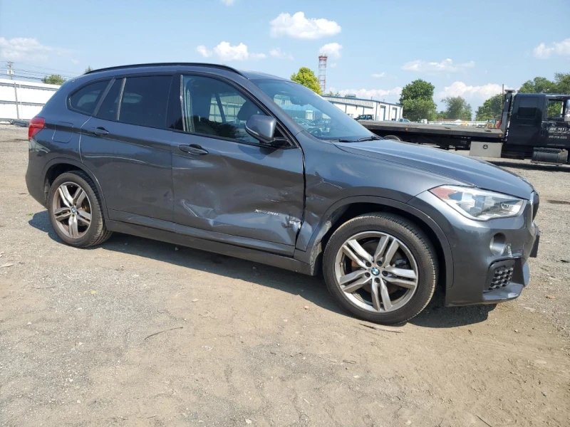 BMW X1 Xdrive28I, снимка 4 - Автомобили и джипове - 47343480