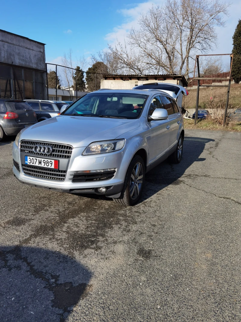 Audi Q7 Панорама 6+ 1, снимка 12 - Автомобили и джипове - 48909500