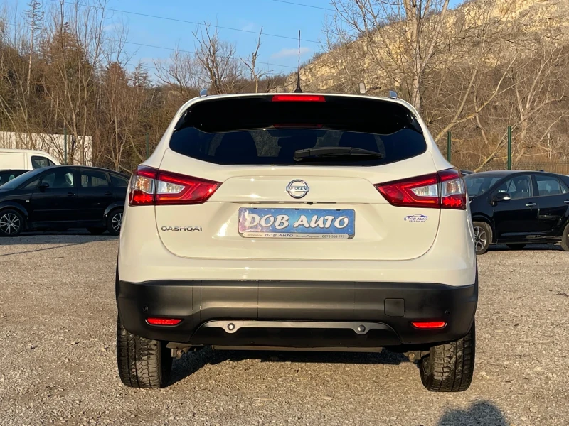 Nissan Qashqai 1.6DCI-AVTOMAT-LED-PANORAMA-KEYLESS GO-CAMERI 360 , снимка 4 - Автомобили и джипове - 48990511