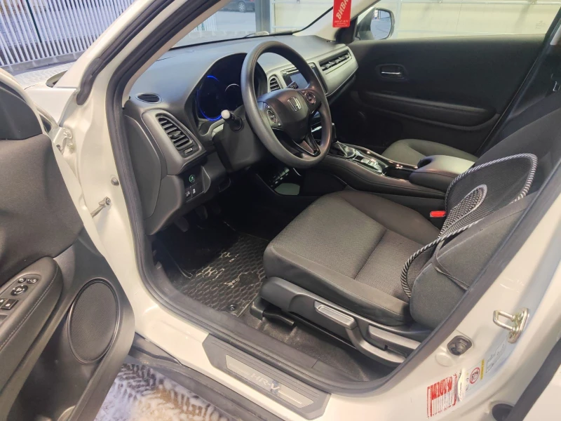 Honda Hr-v 1.6 i-DTEC, снимка 9 - Автомобили и джипове - 49131601