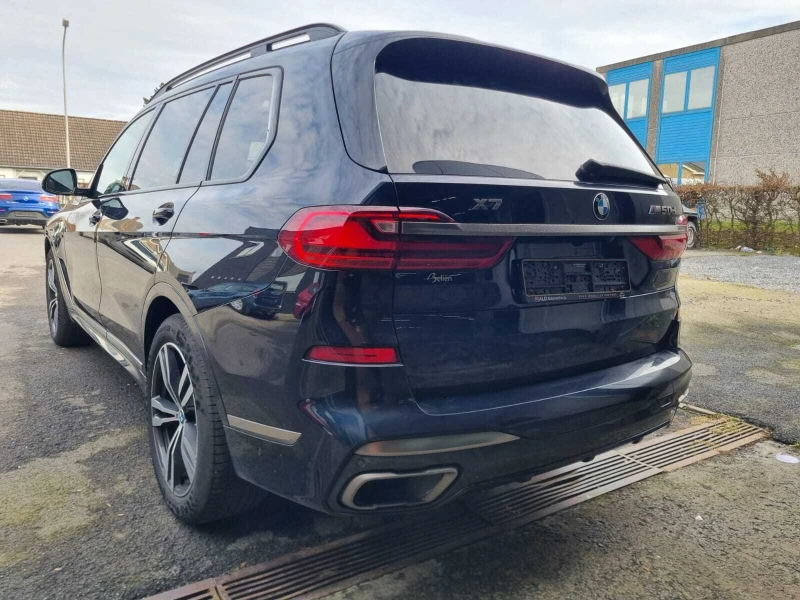 BMW X7 750M 7 местен Full, снимка 4 - Автомобили и джипове - 49331483