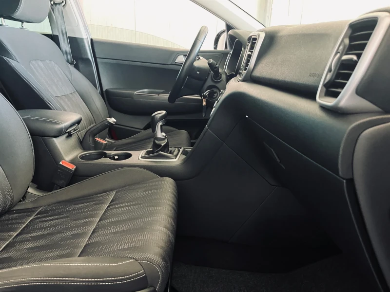 Kia Sportage 08/2019, евро6, 156000км, снимка 11 - Автомобили и джипове - 51008388