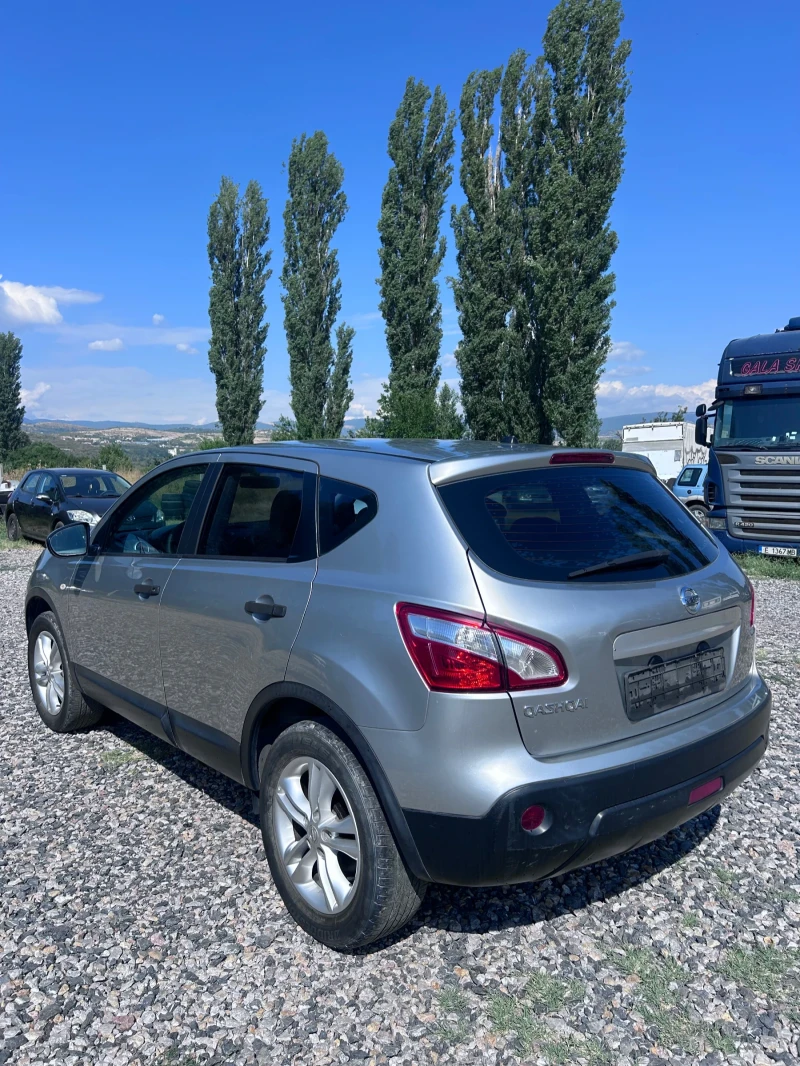Nissan Qashqai  1.6 Фабричен Газов Инжекцион , снимка 7 - Автомобили и джипове - 51199094