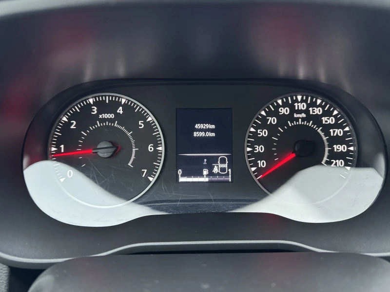 Dacia Duster 1.0TCe 91k.c. LPG, снимка 15 - Автомобили и джипове - 52693488