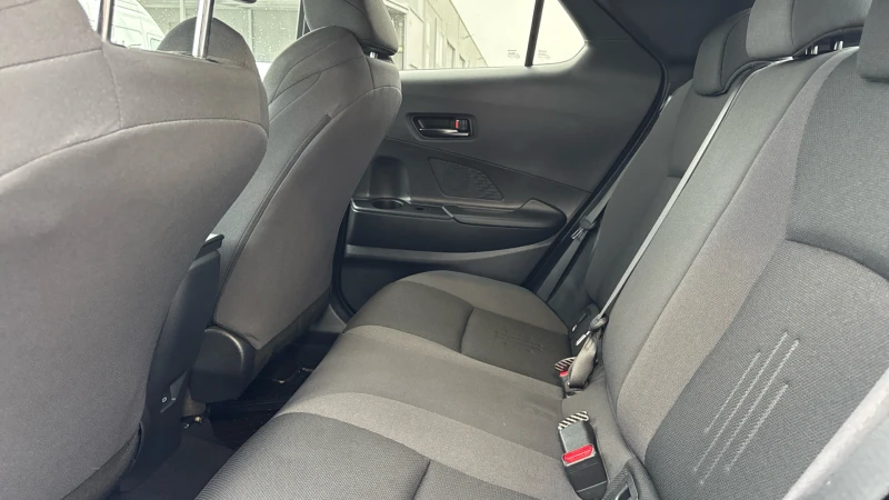 Toyota C-HR 1.8 HEV CLUB, снимка 12 - Автомобили и джипове - 53162941