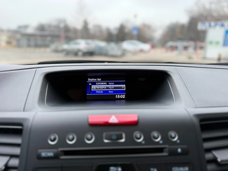Honda Cr-v 6 МЕСЕЦА ГАРАНЦИЯ/2.2D 150к.с. Автоматик 4х4, снимка 13 - Автомобили и джипове - 53213069