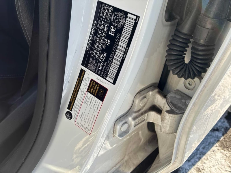 Mercedes-Benz GLC * 300 * CARFAX * ЦЕНА ДО БГ, снимка 10 - Автомобили и джипове - 53432249