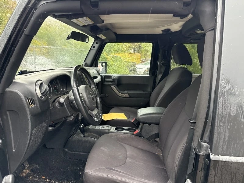 Jeep Wrangler * Sport * CARFAX * БЕЗ ПЪРВОНАЧАЛНА ВНОСКА - изображение 5