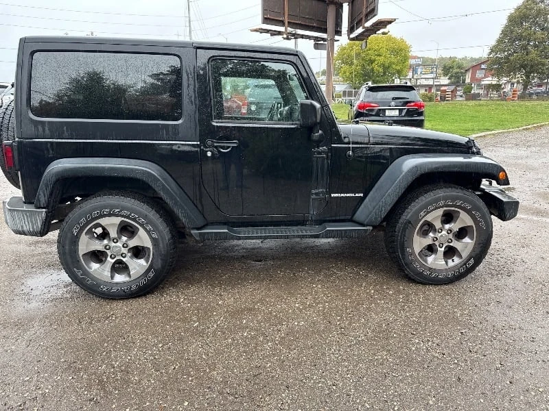 Jeep Wrangler * Sport * CARFAX * БЕЗ ПЪРВОНАЧАЛНА ВНОСКА - изображение 3