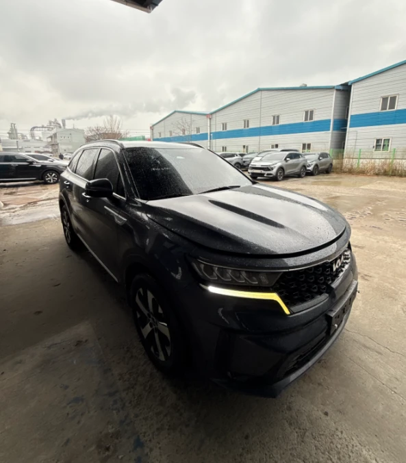 Kia Sorento 2.2 CRDI 4x4 - OЧАКВАН ВНОС, снимка 2 - Автомобили и джипове - 54619123