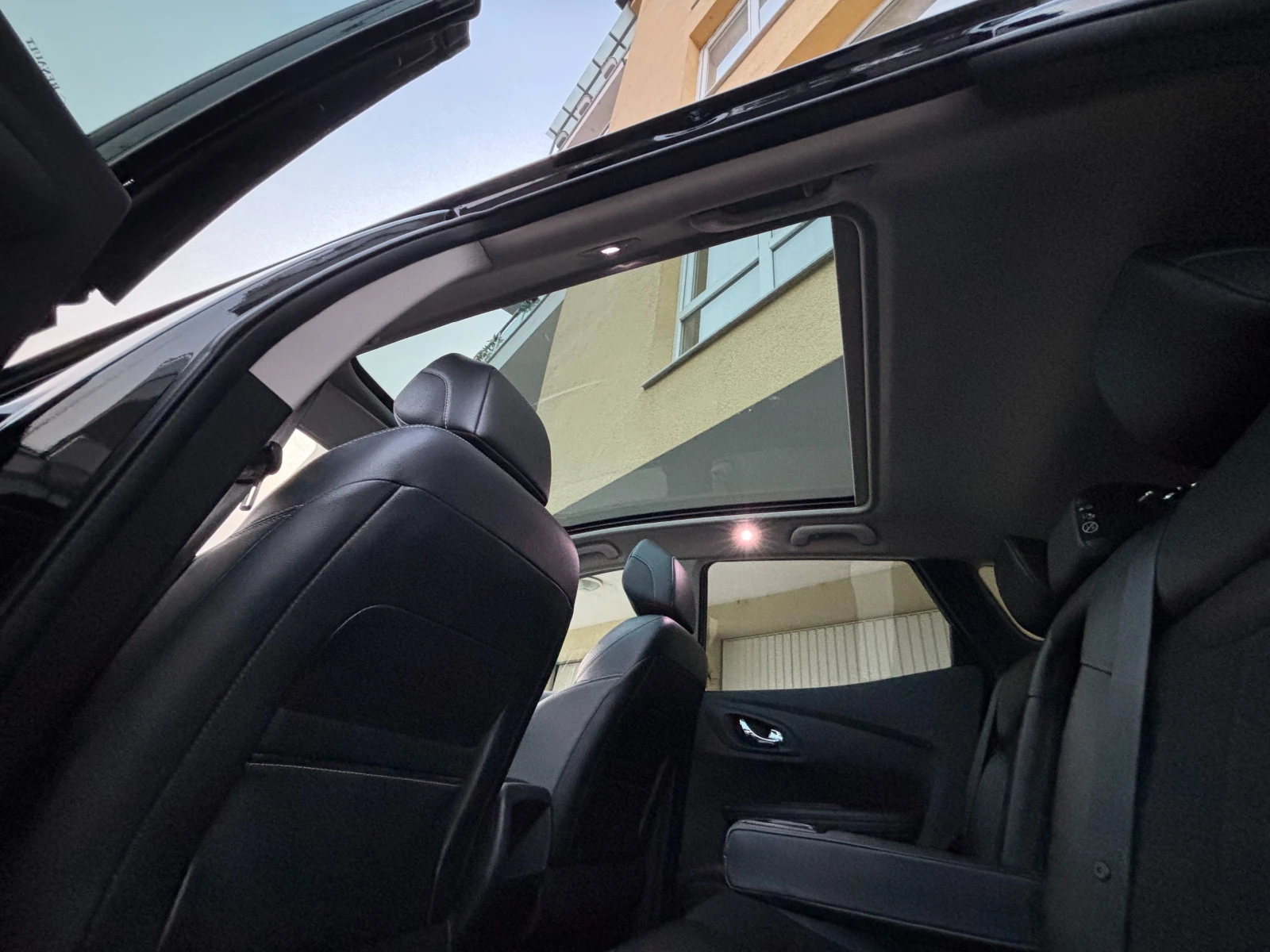 Renault Kadjar dCi 110 к.с. дизел Stop&Start EDC6 - изображение 10