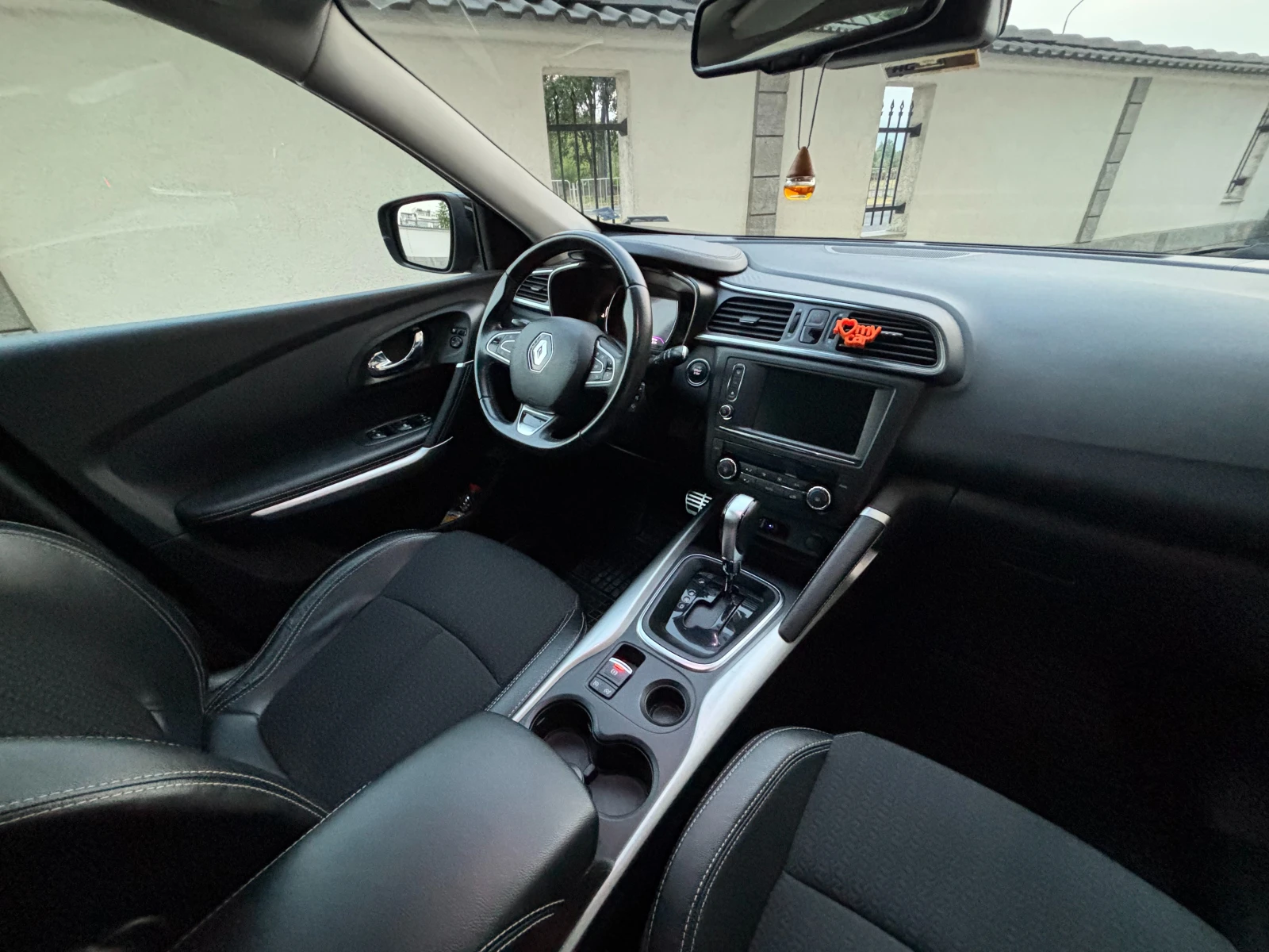 Renault Kadjar dCi 110 к.с. дизел Stop&Start EDC6 - изображение 5