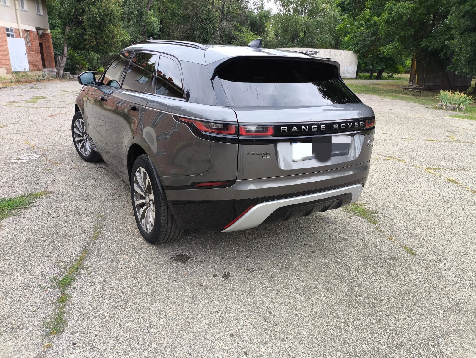 Land Rover Range Rover Velar 2.0D - изображение 5