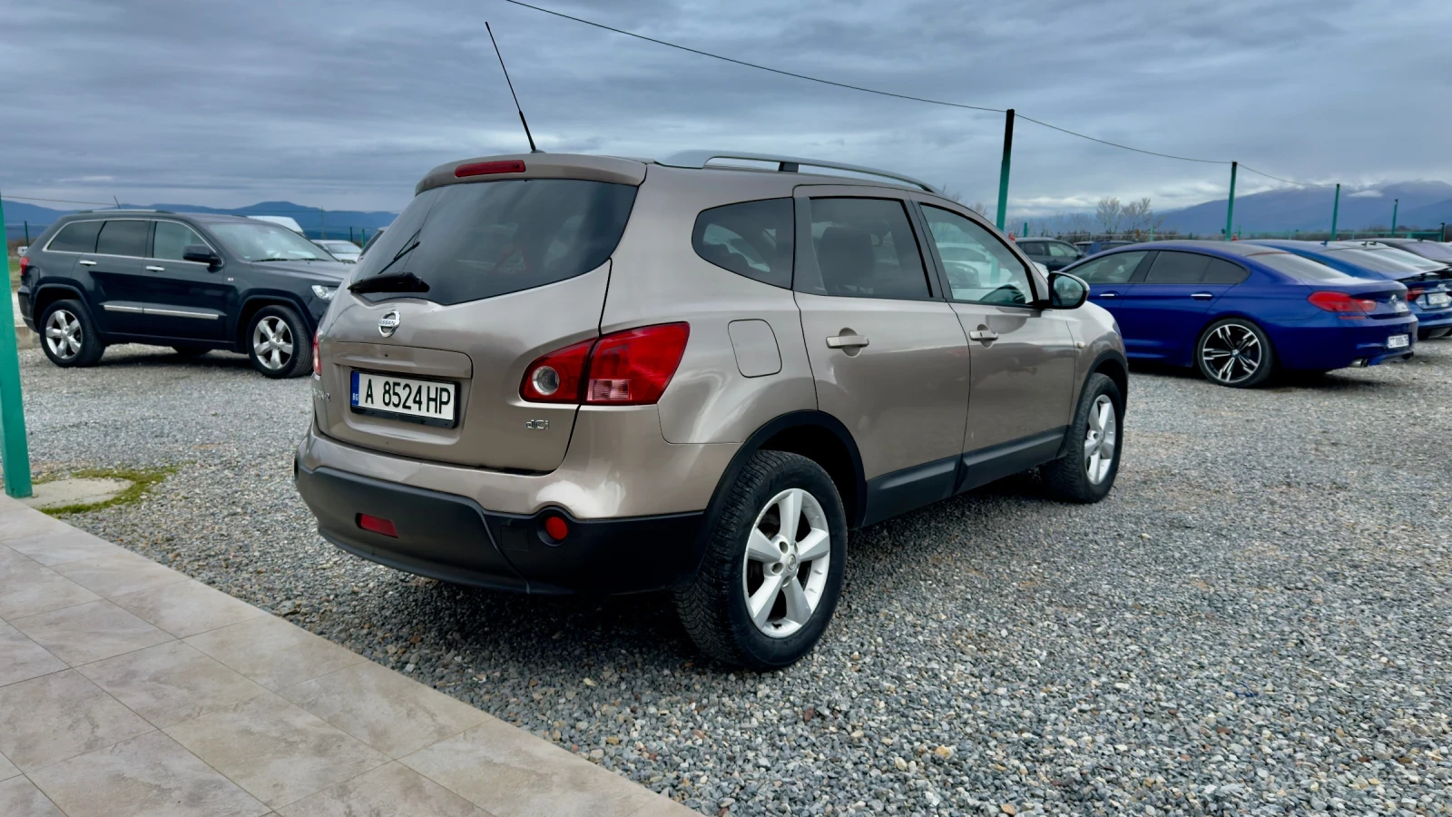 Nissan Qashqai 6+ 1* 1.6DCi* PANORAMA * PODGREV* , снимка 4 - Автомобили и джипове - 53998602
