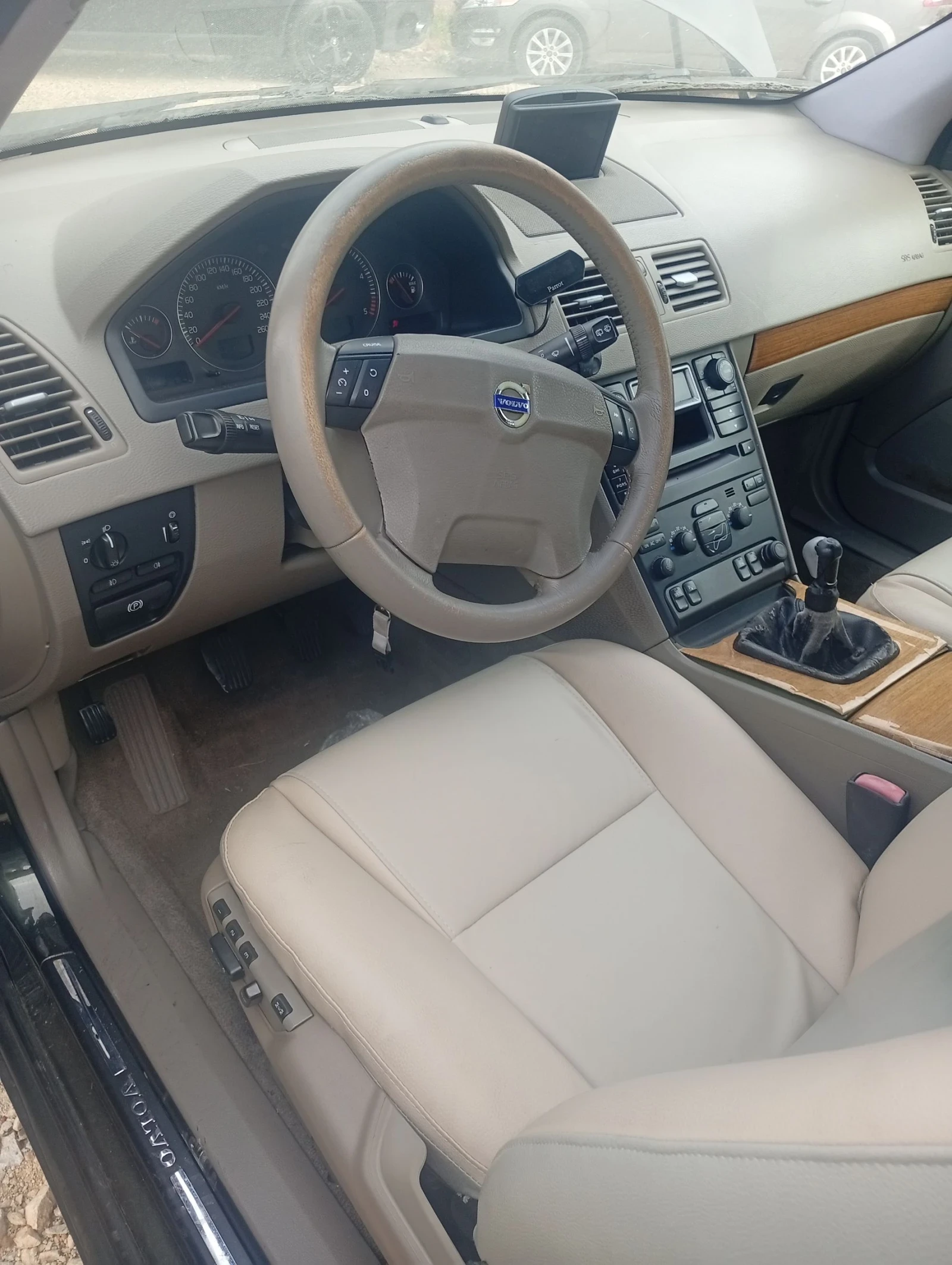 Volvo Xc90, снимка 4 - Автомобили и джипове - 54461722