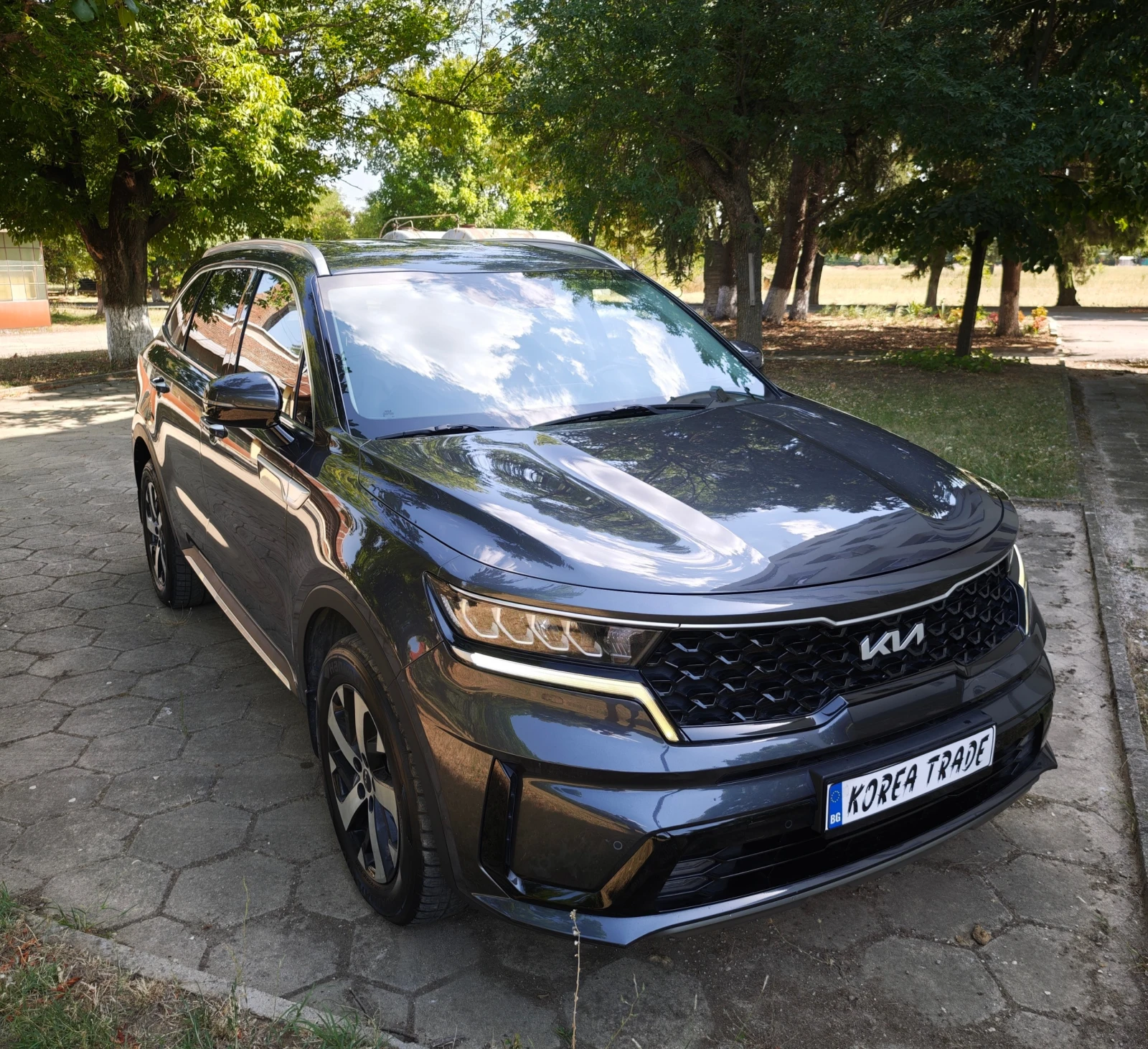 Kia Sorento 2.2 CRDI 4x4, снимка 2 - Автомобили и джипове - 55292579
