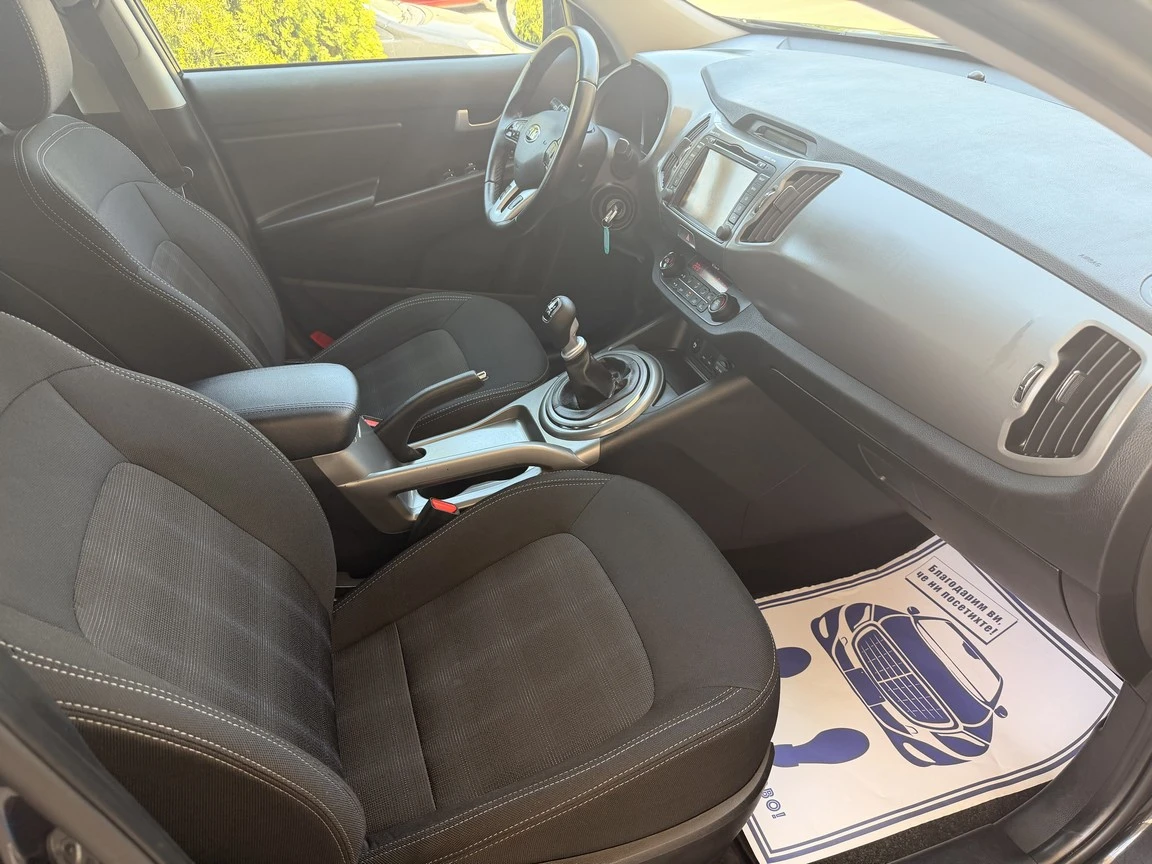 Kia Sportage NAVI! KAMERA!EURO5B, снимка 10 - Автомобили и джипове - 55176681