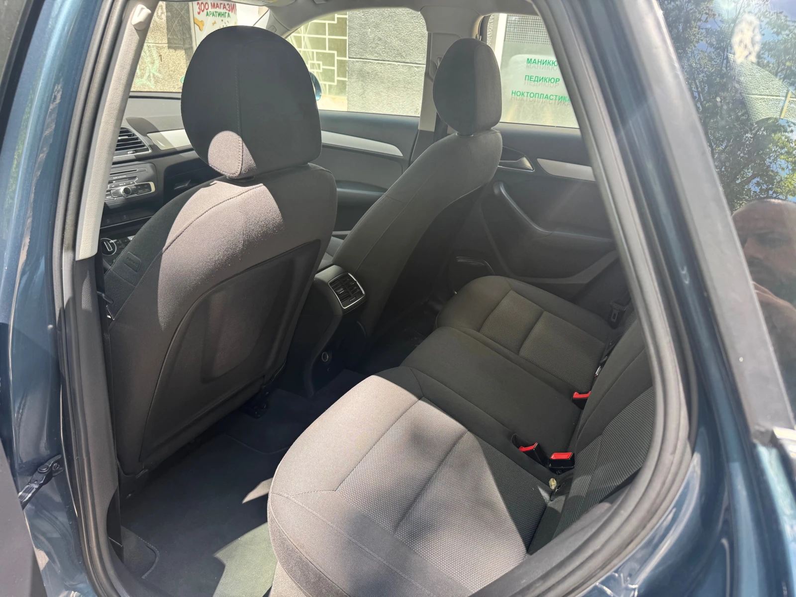 Audi Q3  2.0 TDI, снимка 10 - Автомобили и джипове - 55232946