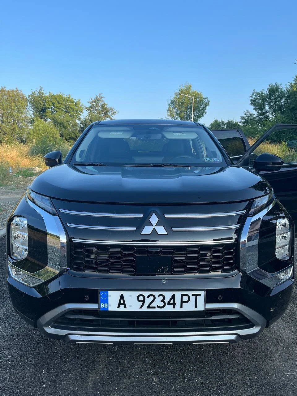 Mitsubishi Outlander, снимка 2 - Автомобили и джипове - 55346901