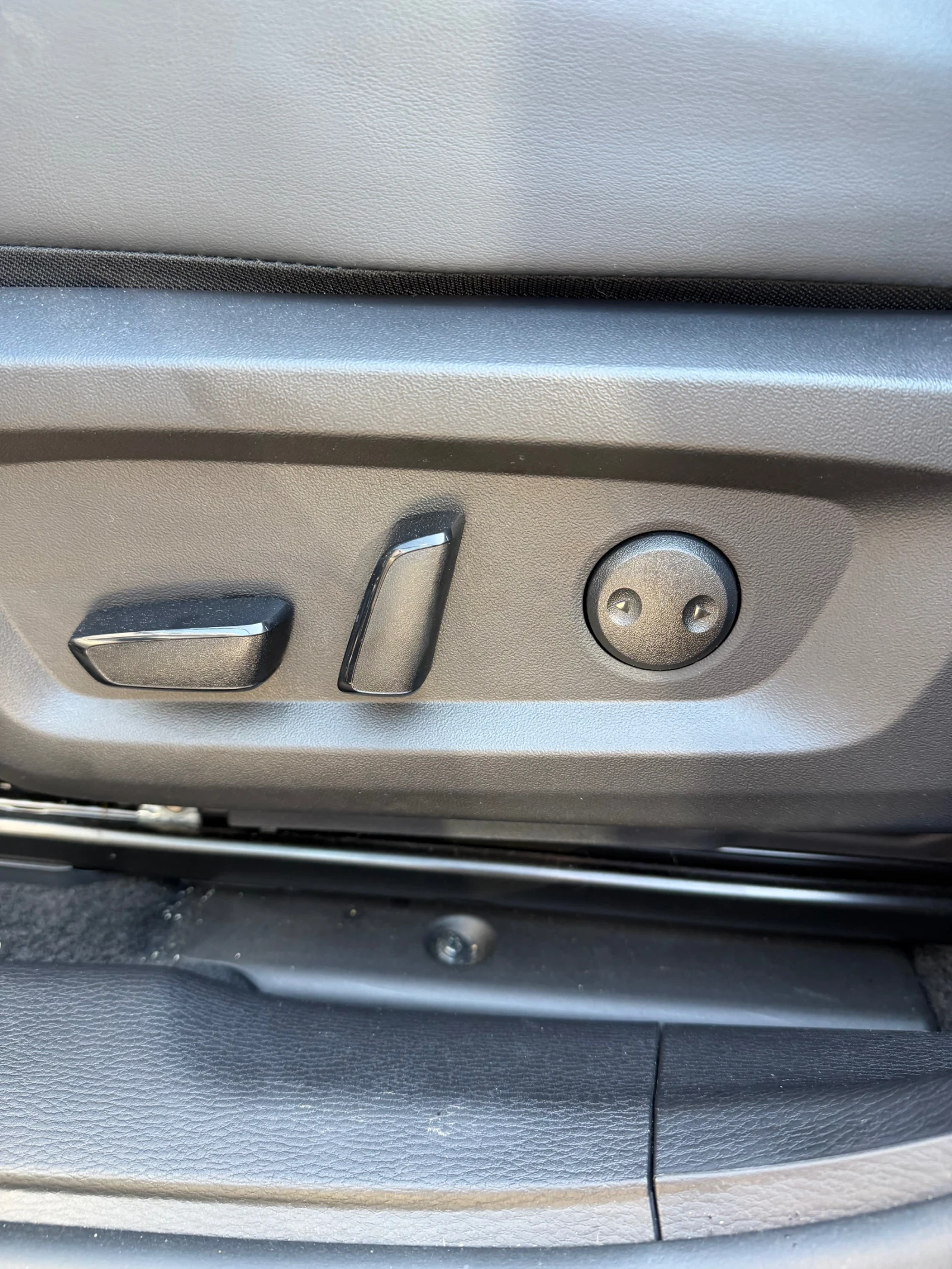 Mitsubishi Outlander, снимка 13 - Автомобили и джипове - 55802220