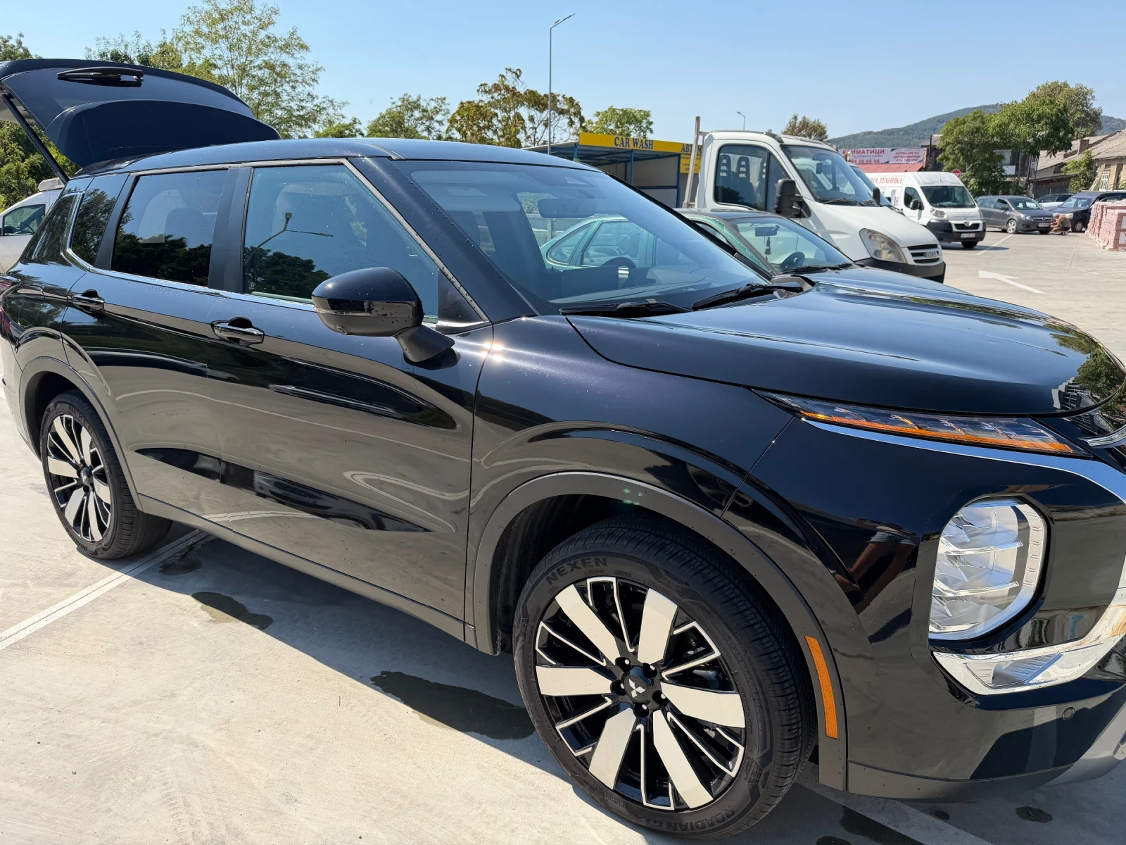 Mitsubishi Outlander, снимка 16 - Автомобили и джипове - 55802220