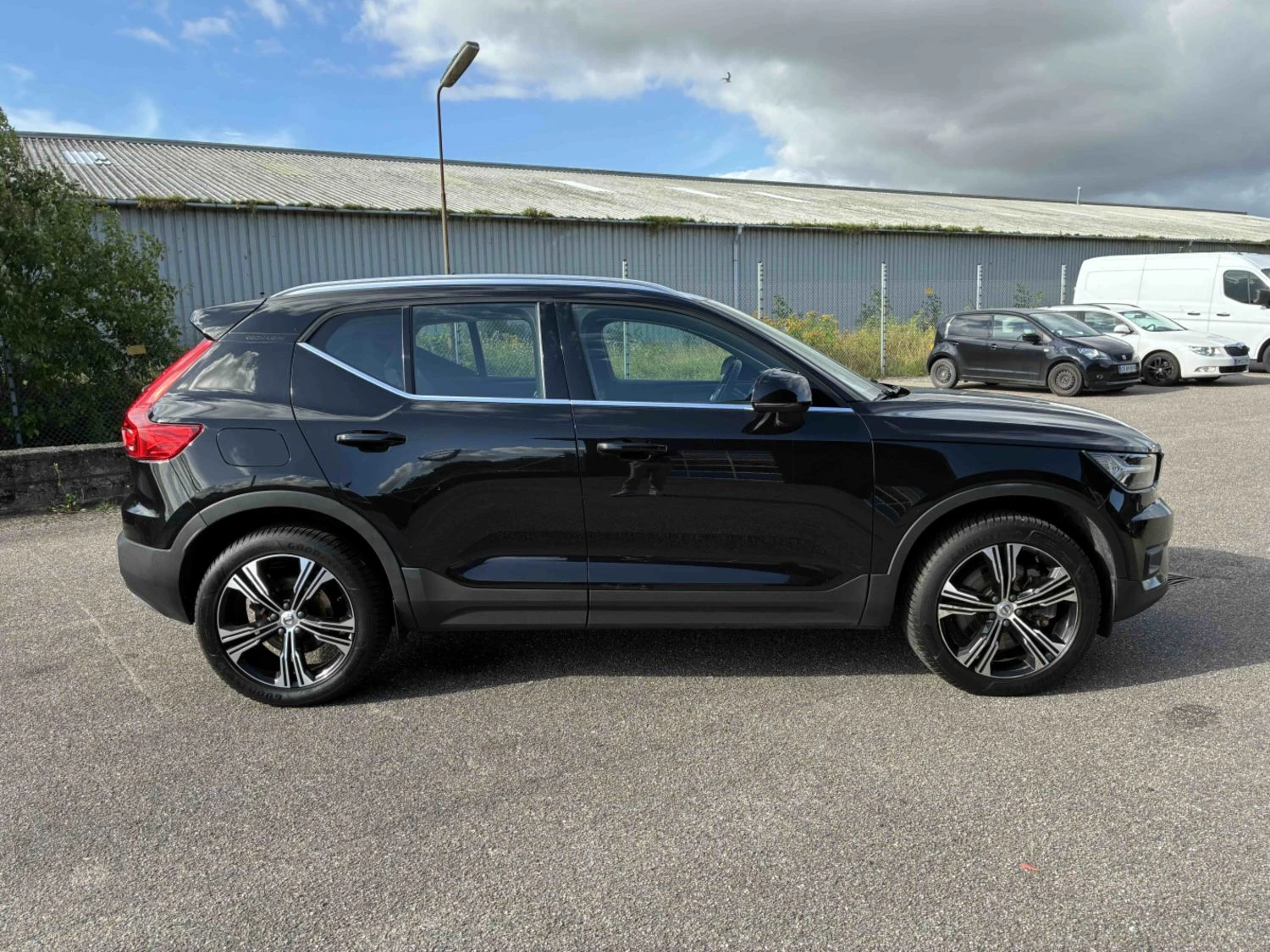 Volvo XC40 1.5 hybrid, снимка 7 - Автомобили и джипове - 55624010