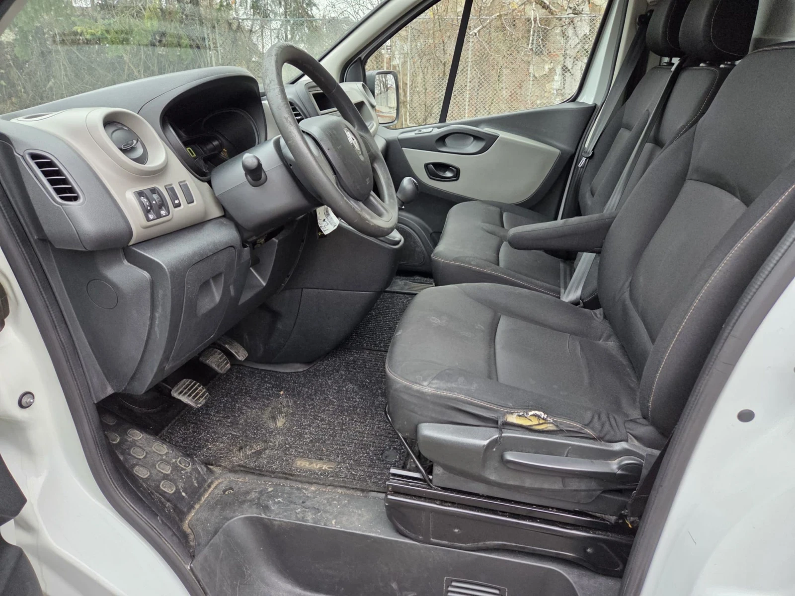 Renault Trafic 1.6 dci - изображение 10