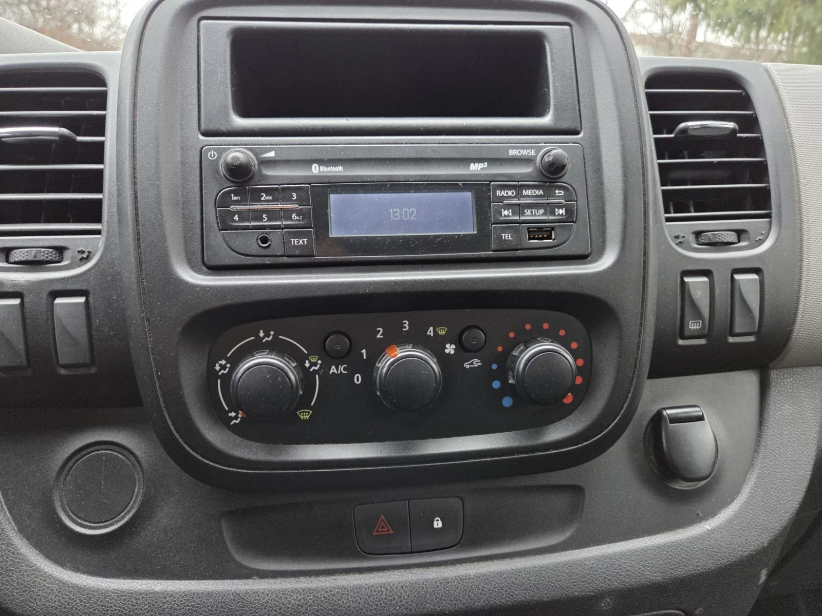 Renault Trafic 1.6 dci | Mobile.bg � ����������� 11