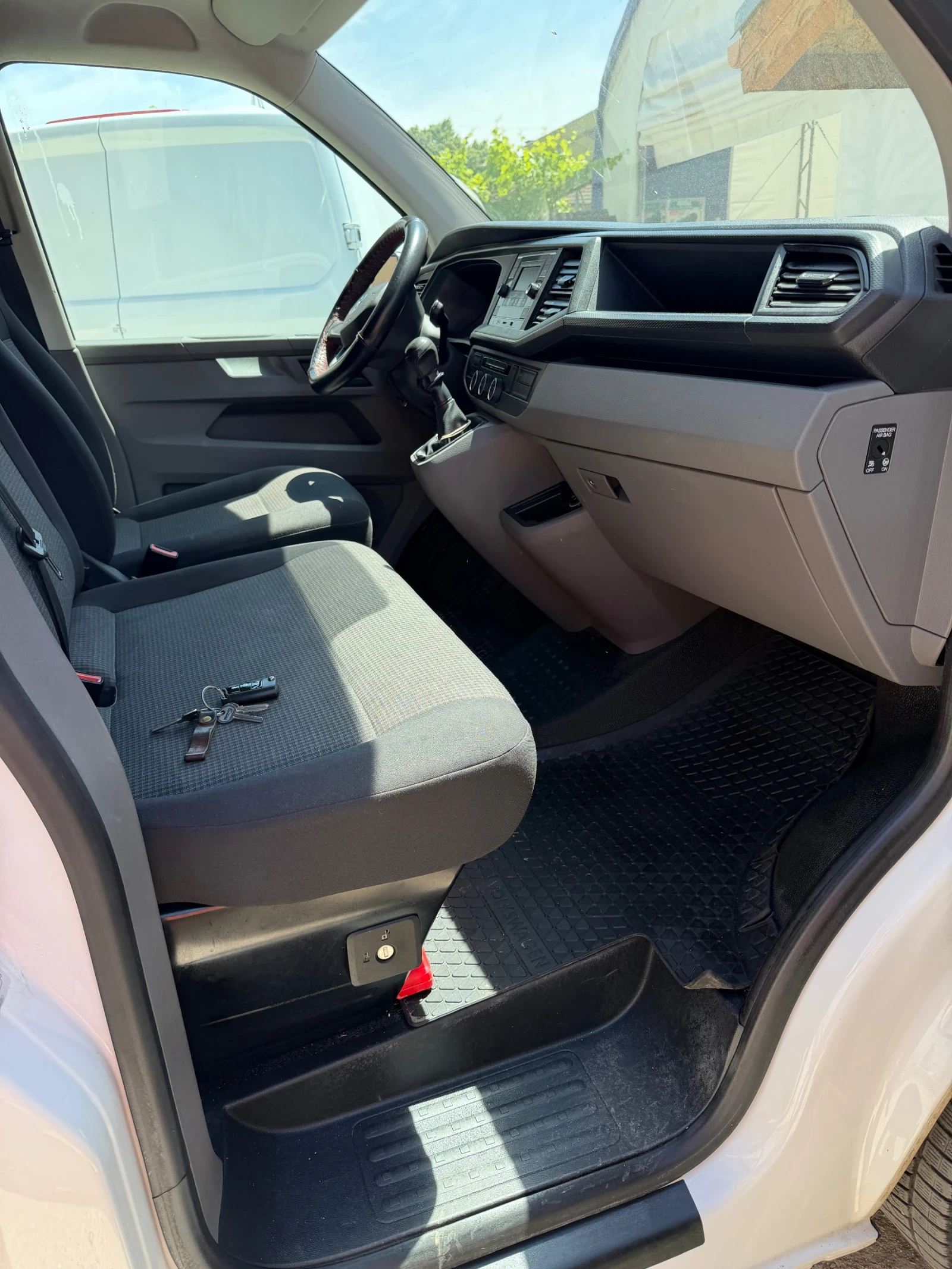 VW T6 Транспортер, снимка 9 - Бусове и автобуси - 55057324