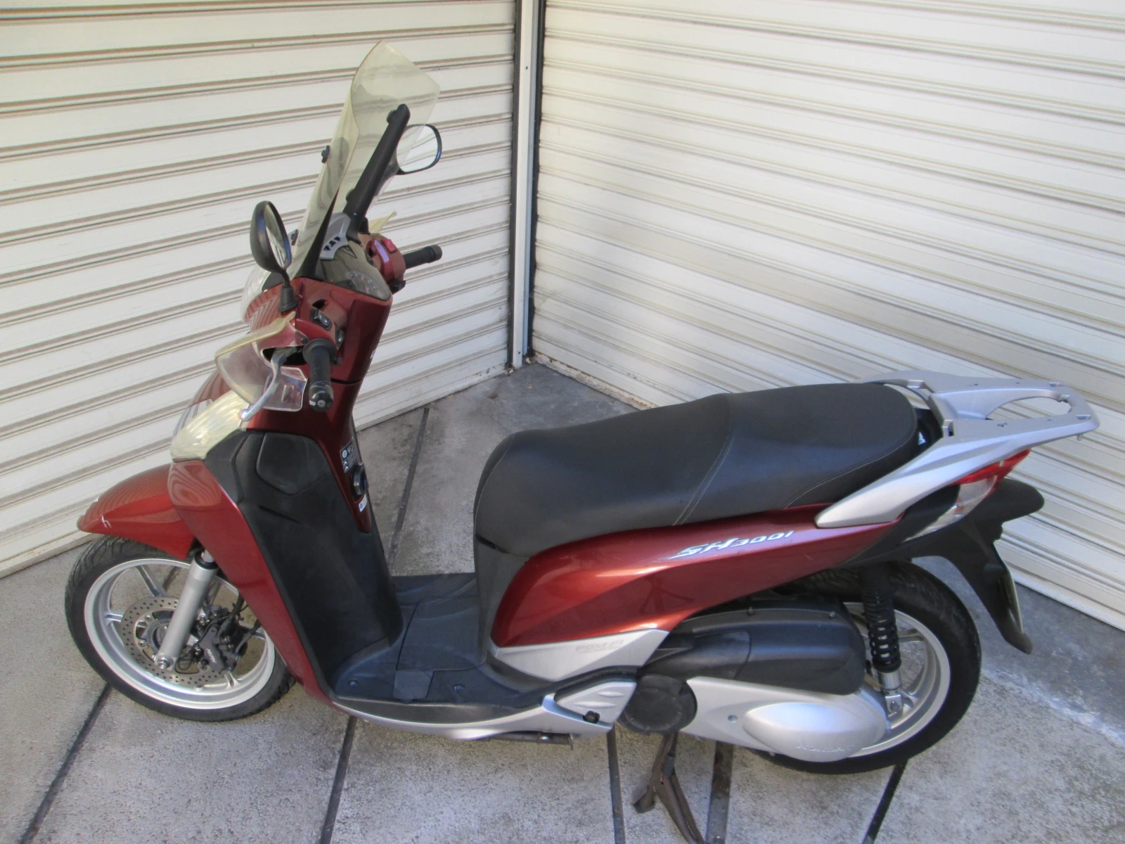 Honda Sh 300, снимка 4 - Мотоциклети и мототехника - 54540403