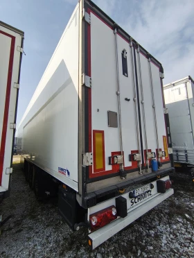 Полуремарке Schmitz SCB* S3B, снимка 7