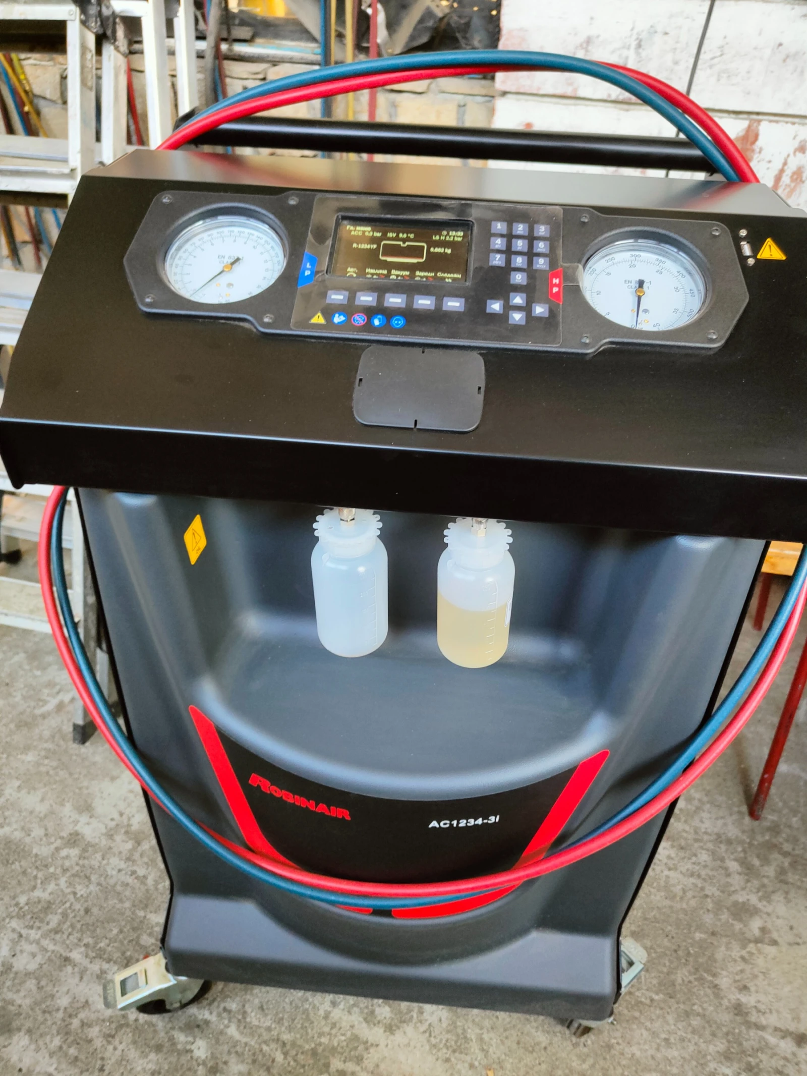  ROBINAIR       r1234 | Mobile.bg   10