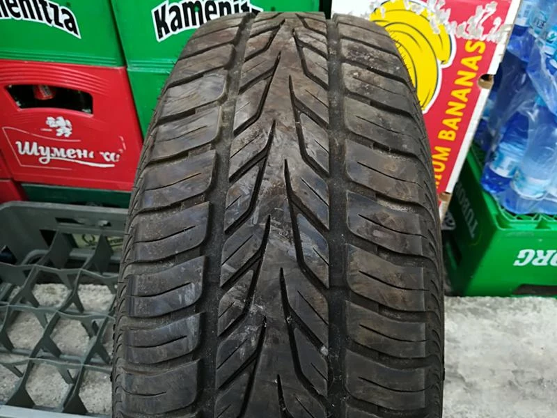 Гуми Летни 205/65R15, снимка 2 - Гуми и джанти - 21549594