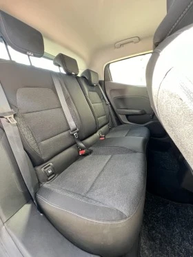 Renault Clio 1.0T 4 врати, снимка 10