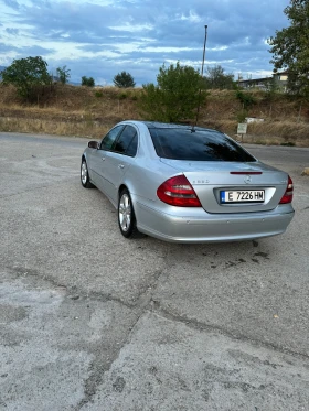 Mercedes-Benz E 320, снимка 4