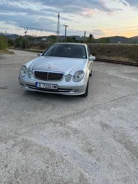 Mercedes-Benz E 320, снимка 2