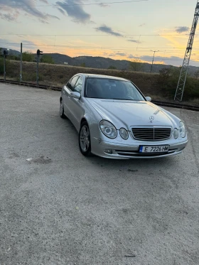 Mercedes-Benz E 320, снимка 3