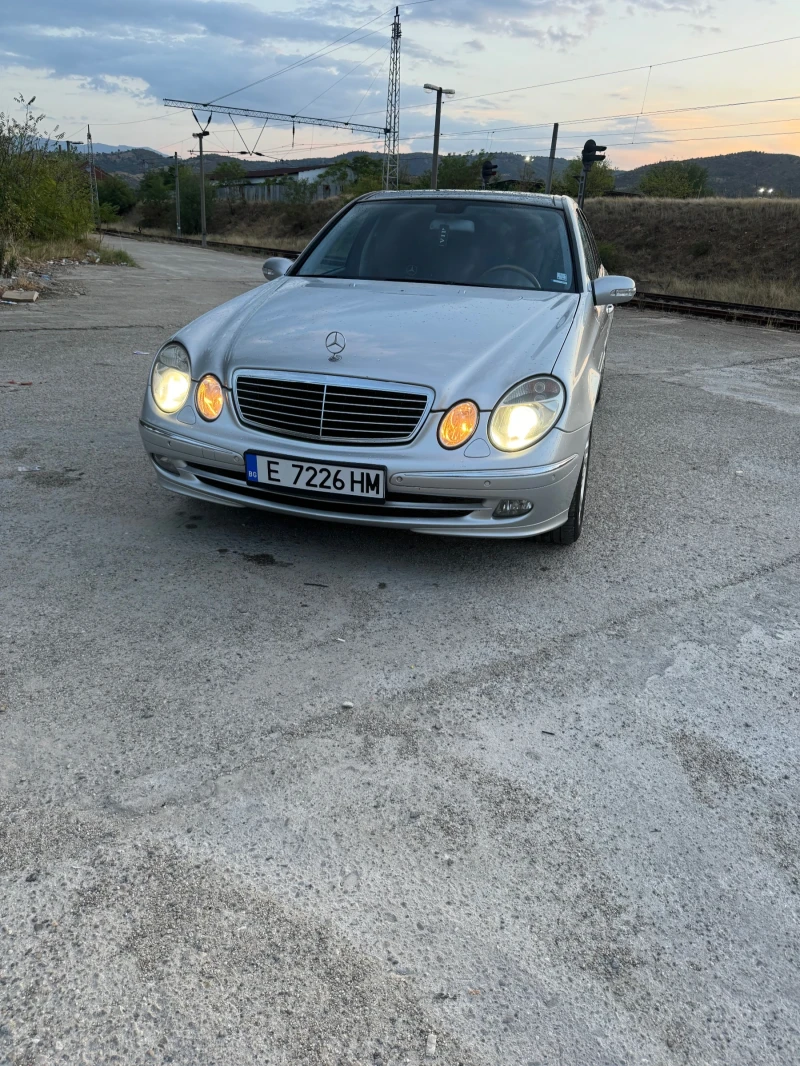 Mercedes-Benz E 320, снимка 1 - Автомобили и джипове - 47110929